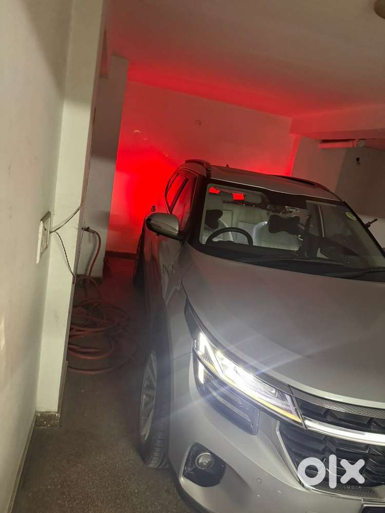 Kia Seltos 2023 Petrol Well Maintained