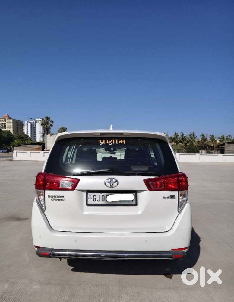 Toyota Innova Crysta 2.4 V 8 Str, 2023, Diesel