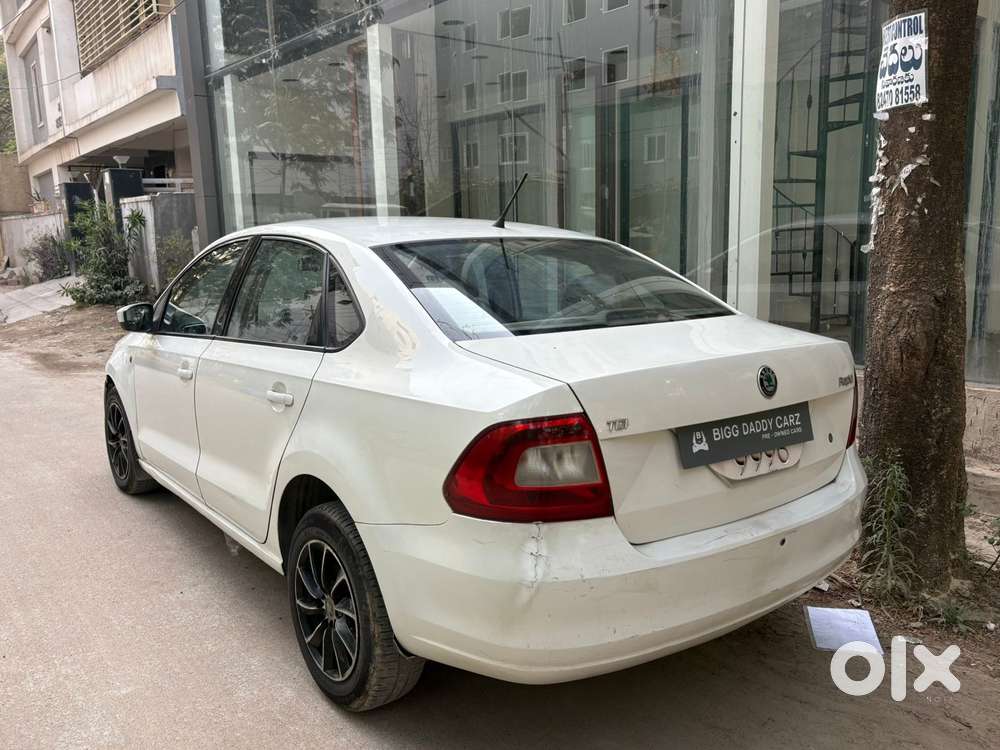 Skoda Rapid 1.6 Mpi Ambition, 2012, Diesel