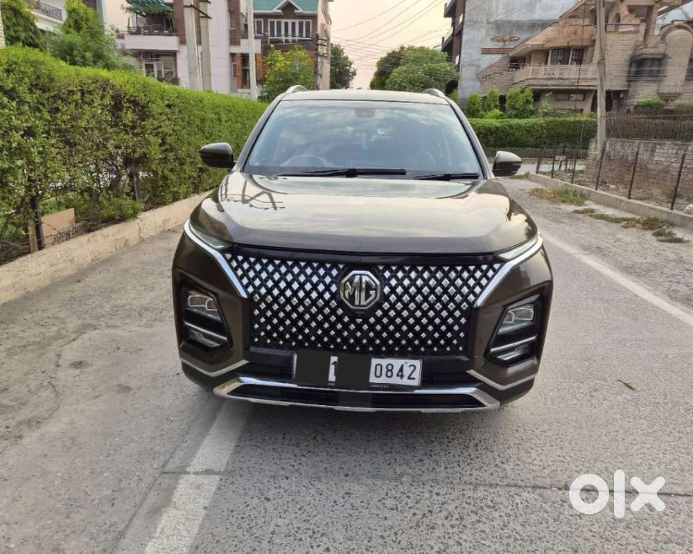 Mg Hector Plus Sharp Pro 1.5 Turbo Petrol Cvt 6 Str, 2024, Petrol