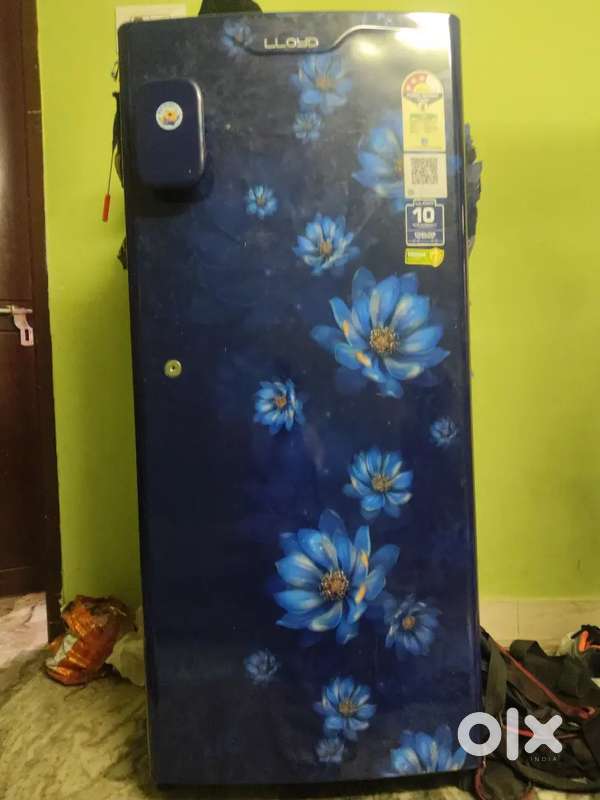 LLOYD fridge