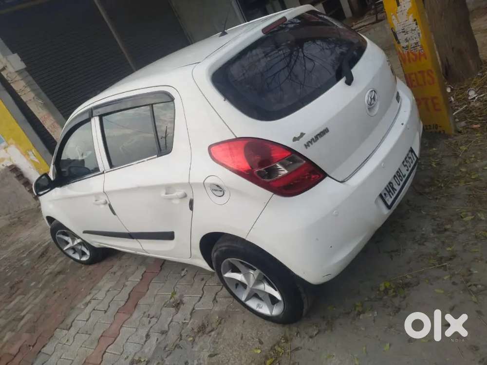 Hyundai I20, White Colour