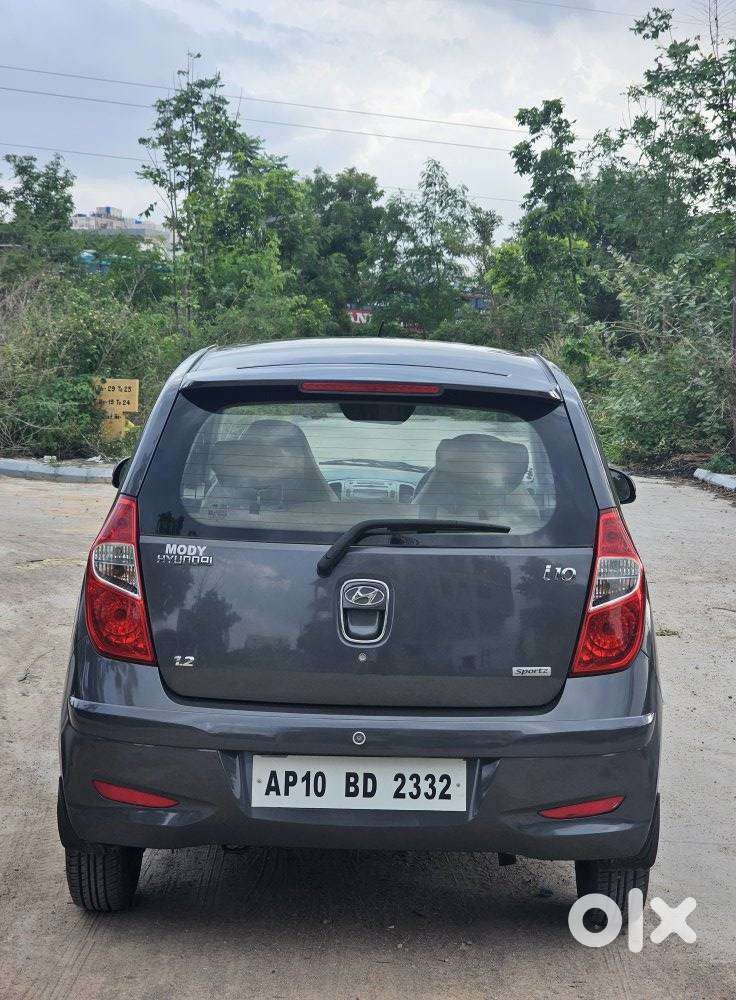 Hyundai I10 Sportz, 2012, Petrol