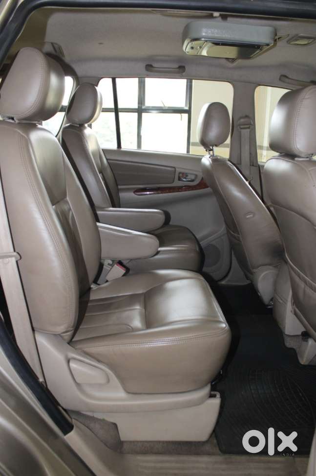 Toyota Innova 2.5 V 7 Str, 2007, Diesel