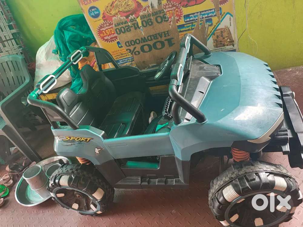 Kids electric car best condition no problems - Photo 2