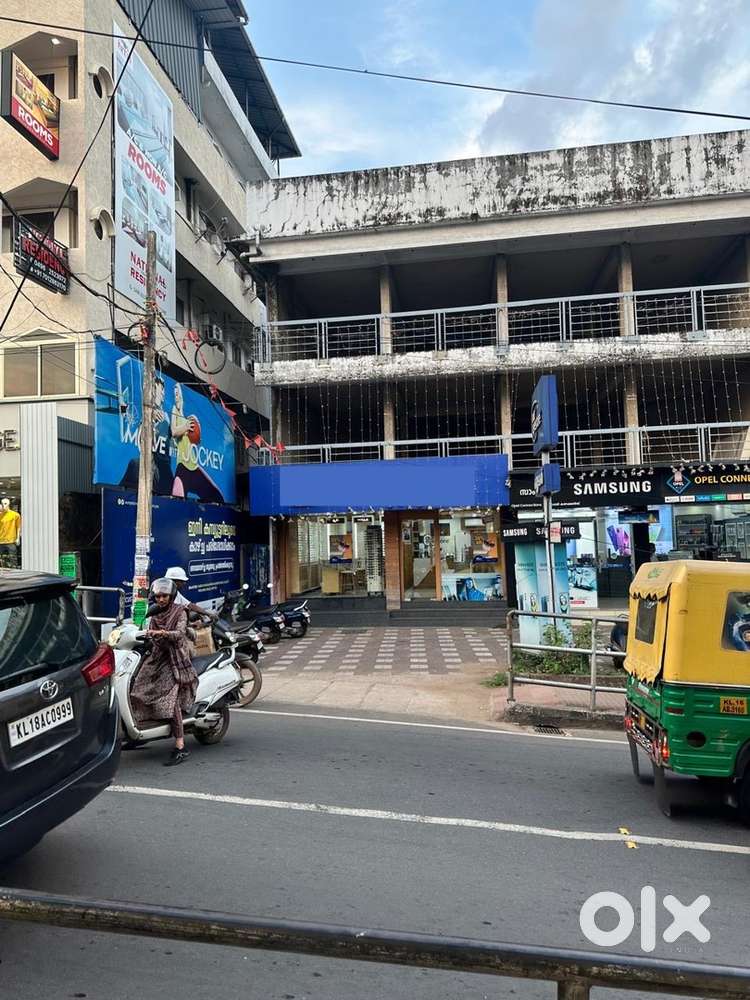 Premium Shop for rent Vadakara Edodi Junction.