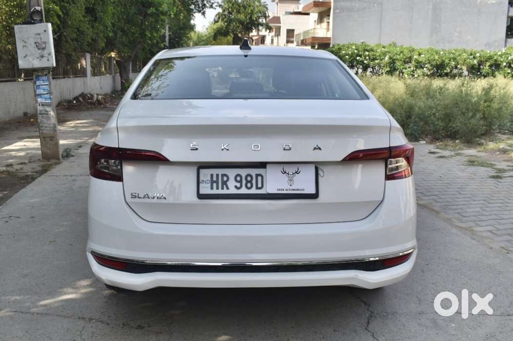 Skoda Slavia 1.0 Tsi Style, 2022, Petrol