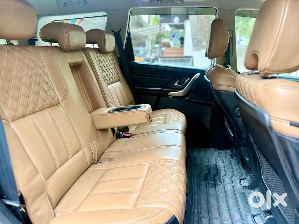 Mahindra Xuv500 W11 Option, 2019, Diesel