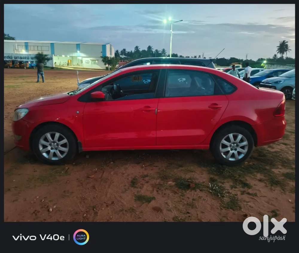 Skoda Rapid 2012 Diesel 170000 Km Driven