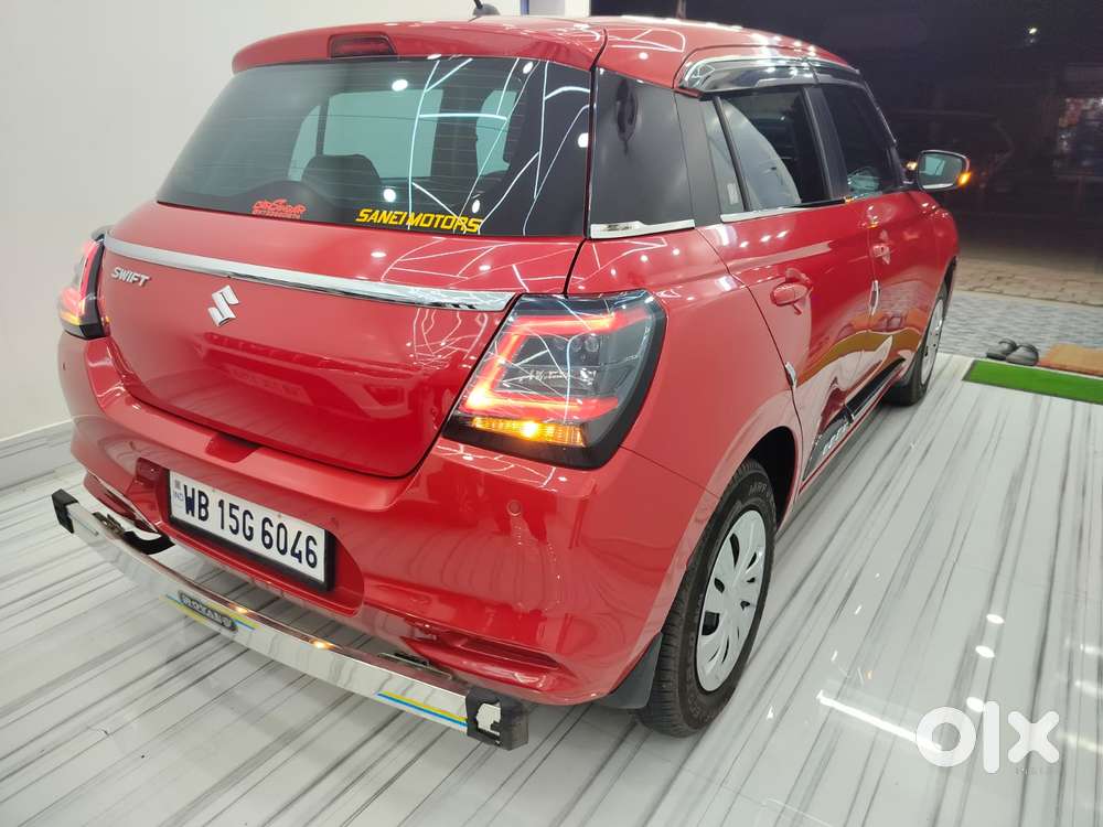 Maruti Suzuki Swift Vxi + Manual, 2025, Petrol