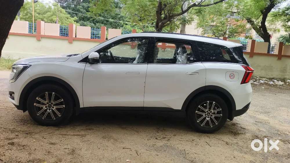 Mahindra Xuv 700 Ax7 2.0 Petrol Manual Variant Driven 10,000 Kms