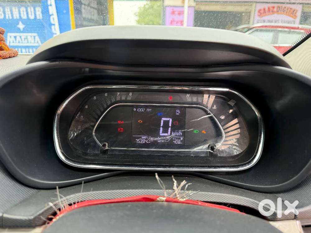 Tata Nexon Xz+ Petrol Manual