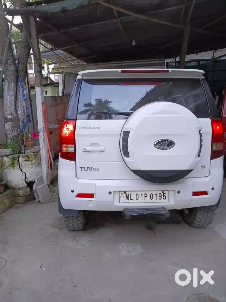 Mahindra Tuv 300 2015