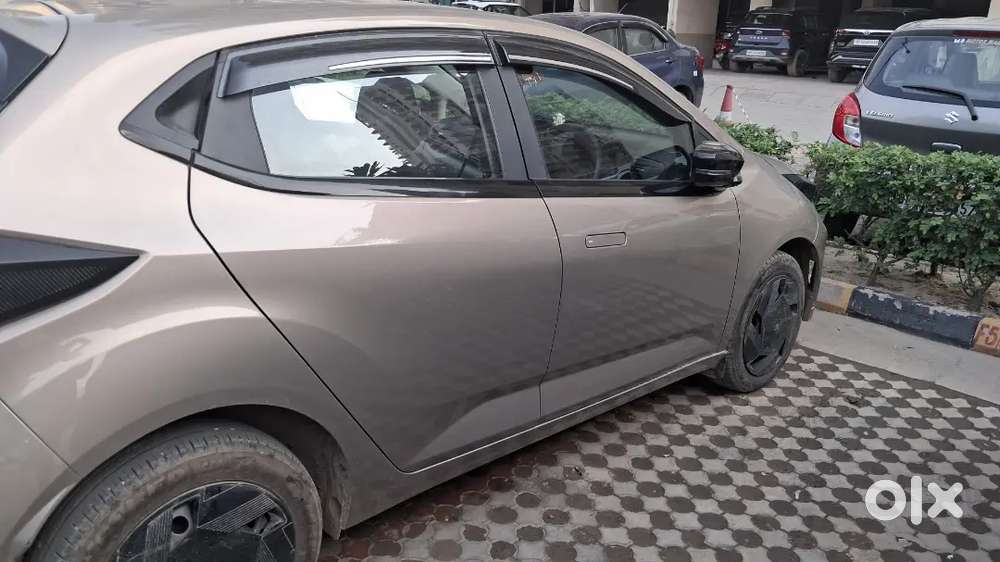 Tata Altroz Xm Plus 2026