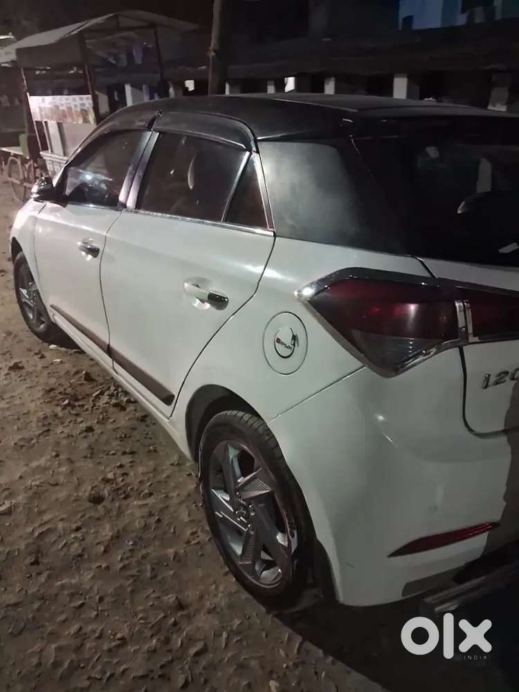 I20car Hyundai Selling Money Problem