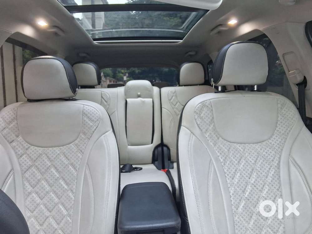 Mahindra Xuv700 2.2 Ax 5 Diesel At 7 Str, 2023, Diesel
