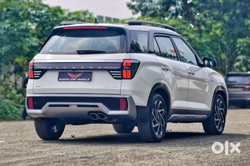 Hyundai Alcazar, 2025, Petrol