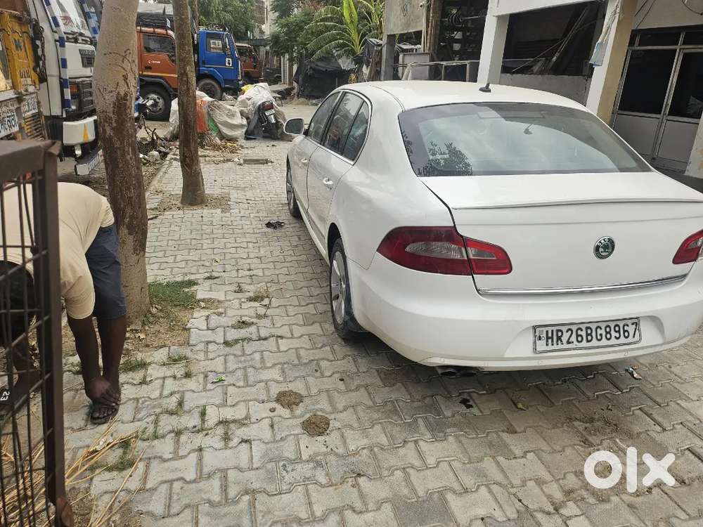 Skoda Superb 2011 Petrol Good Condition