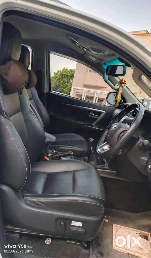 Toyota Fortuner, 2022, Petrol