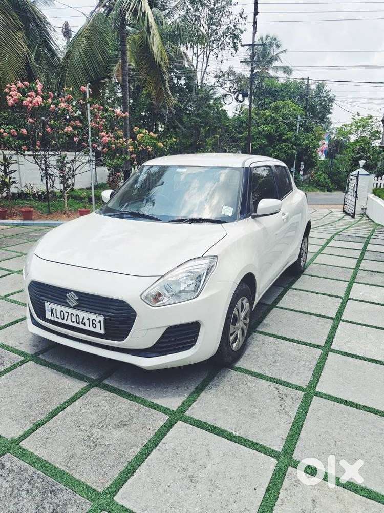Maruti Suzuki Swift 2018 Amt Vxi, 2018, Petrol