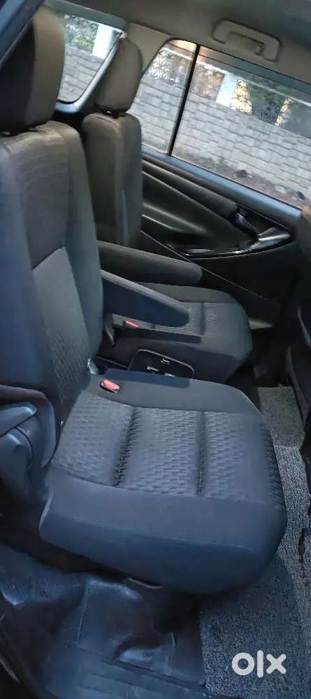 Toyota Innova Crysta 2017