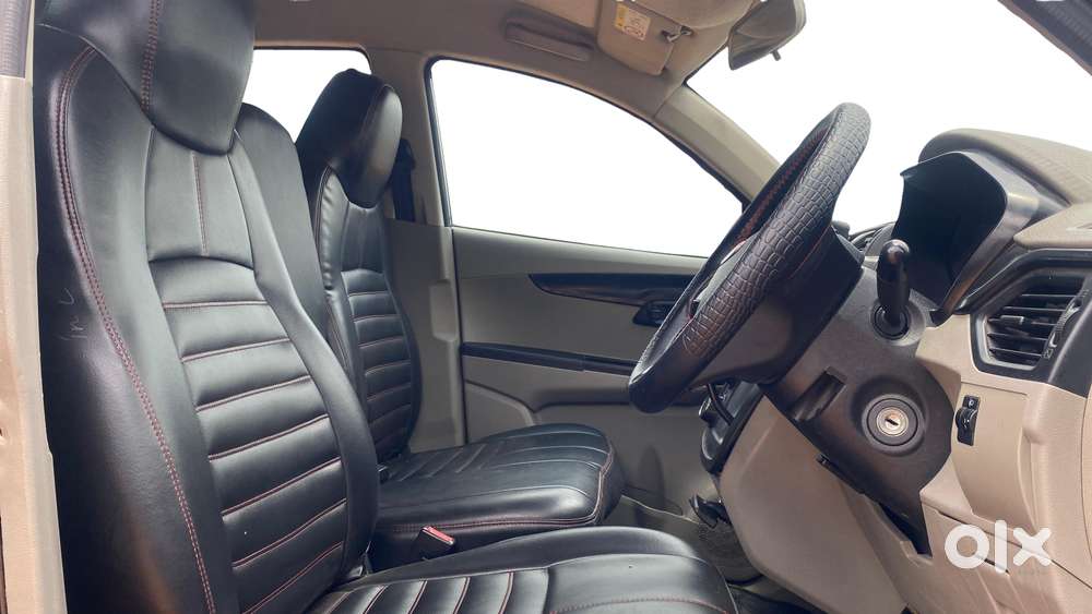 Mahindra Kuv 100 2016-2017 Mfalcon G80 K4 Plus, 2016, Petrol