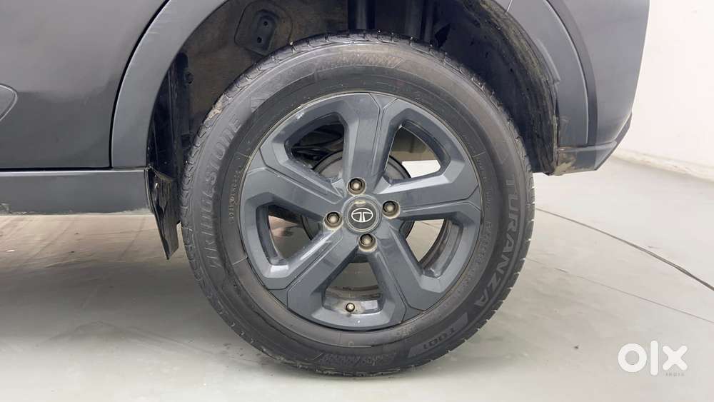 Tata Nexon 1.5 Revotorq Xza Plus S Amt, 2023, Petrol