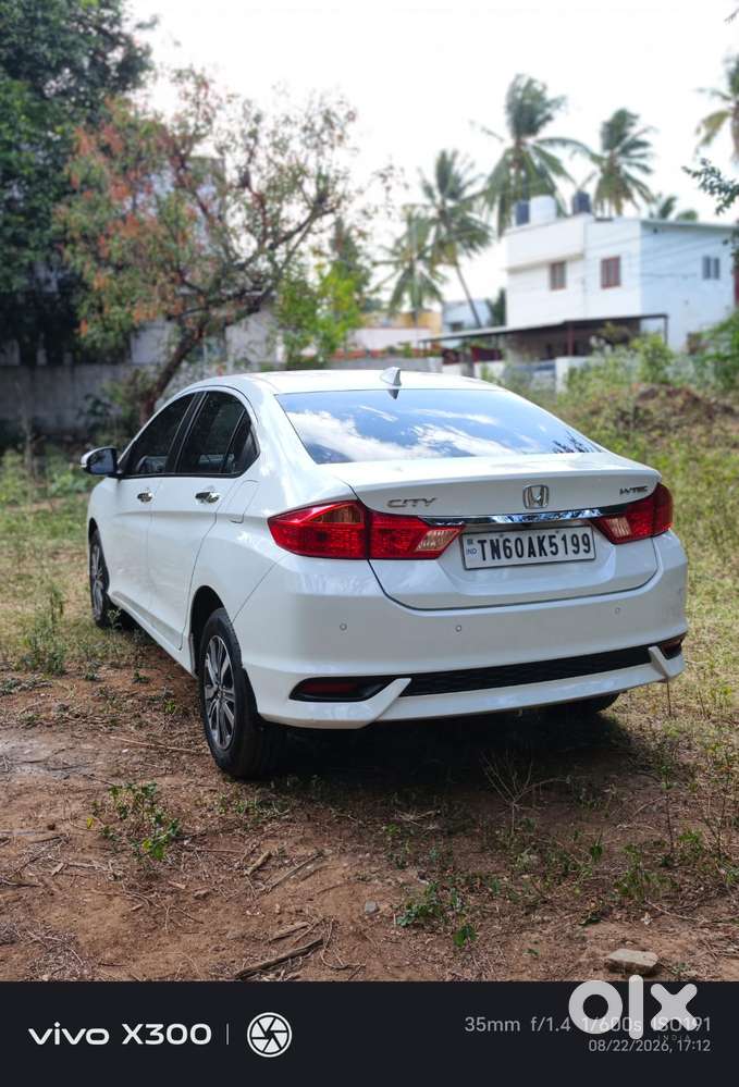 Honda City 1.5 V 4th Gen I-vtec Mt, 2023, Petrol
