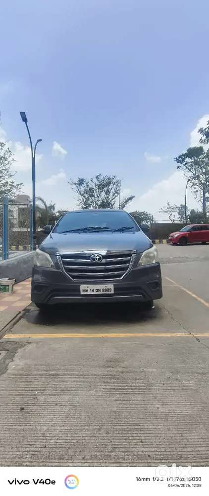 Toyota Innova 2012 Diesel Well Maintained