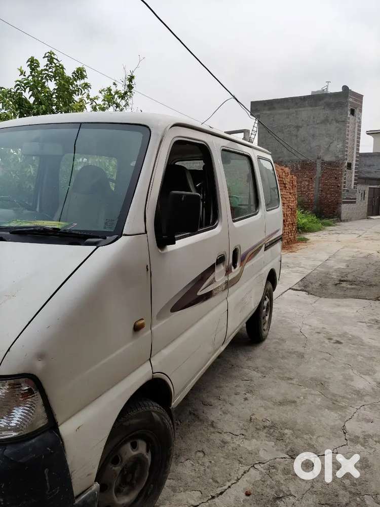 Maruti Suzuki Eeco 2011