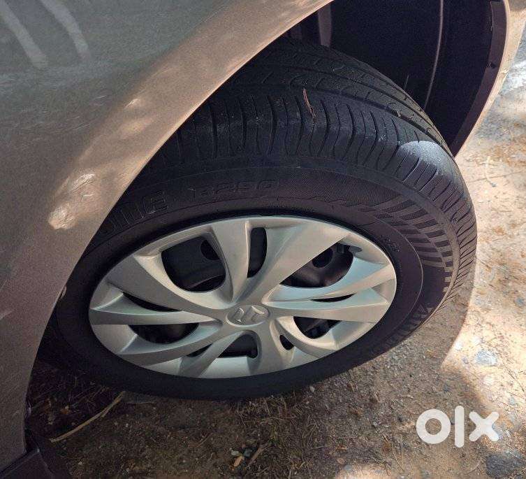 Maruti Suzuki Swift Vxi, 2016, Petrol