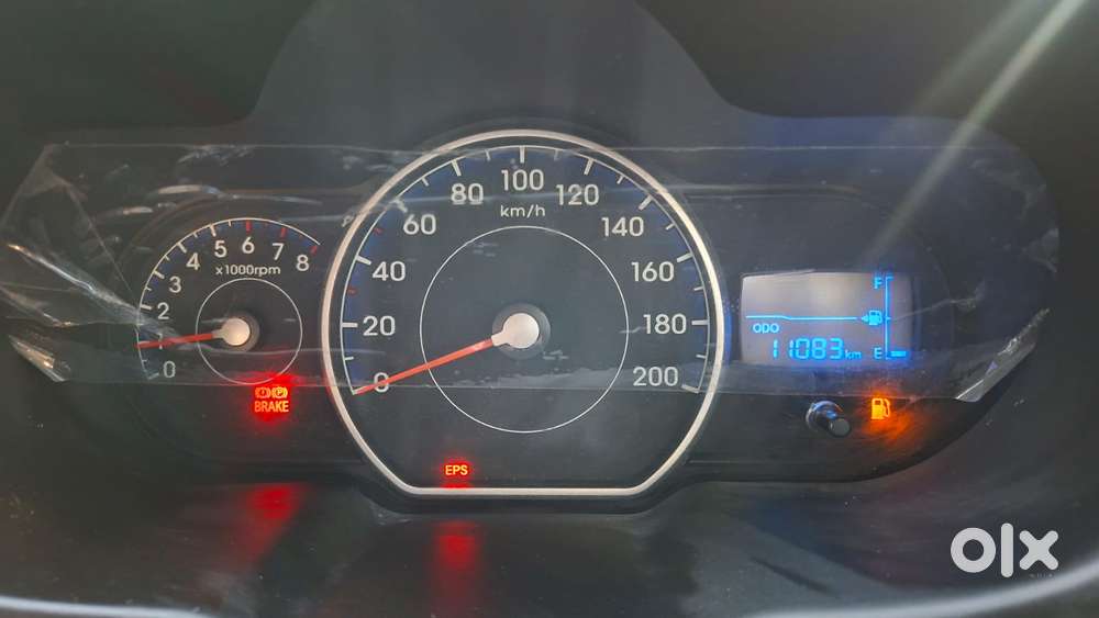 Hyundai I10 Sportz, 2015, Petrol