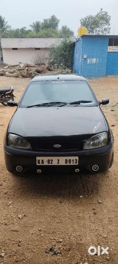 Ford Ikon 2004 Petrol Well Maintained