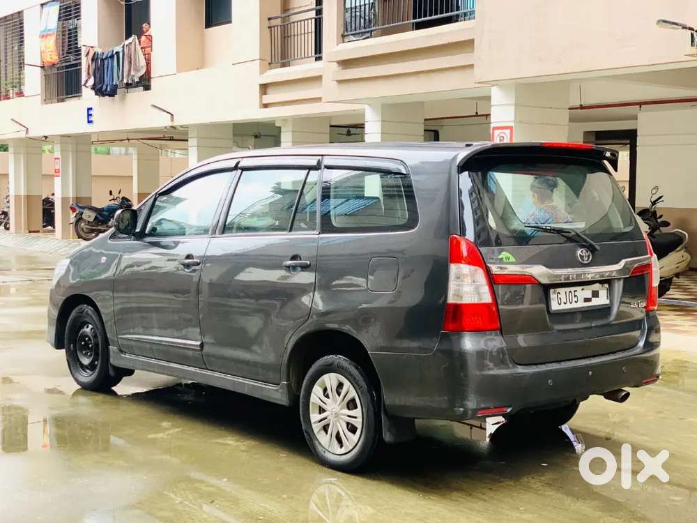 Toyota Innova 2.5 G 2015