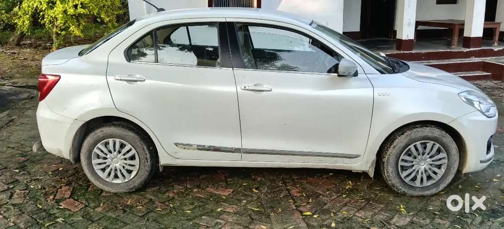 Maruti Suzuki Dzire 2018 Petrol Vxi