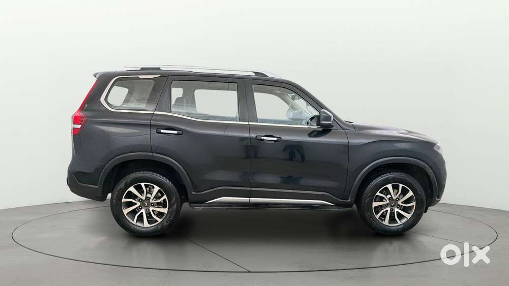 Mahindra Scorpio-n 2.0 Z8 L Petrol At 6 Str, 2022, Petrol