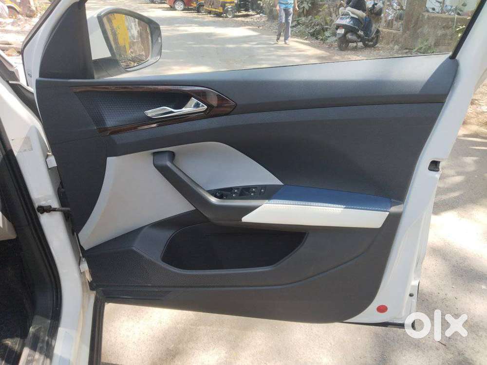 Skoda Kushaq 1.0 Tsi Style, 2022, Petrol