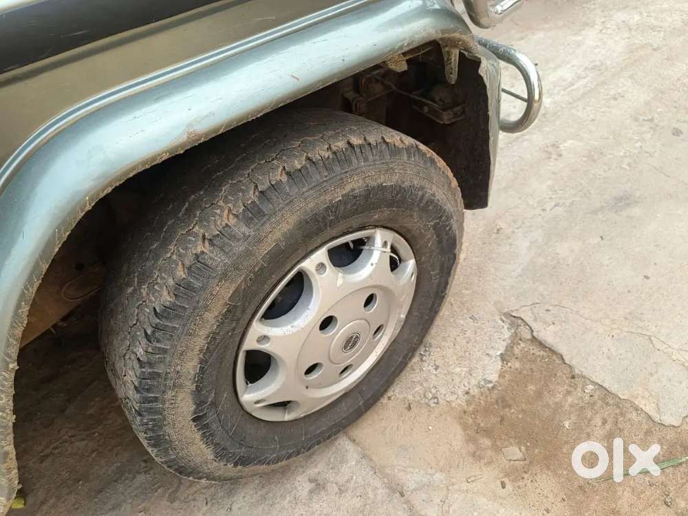 Mahindra Bolero Neo Plus 2012