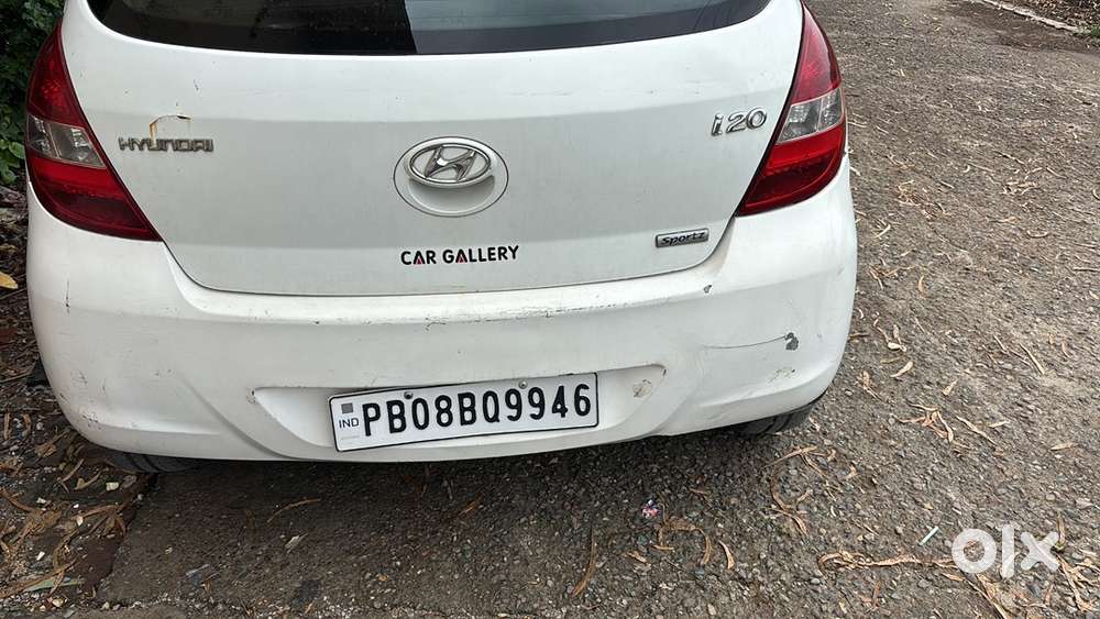 Hyundai I20 Sportz Petrol Manual 2010