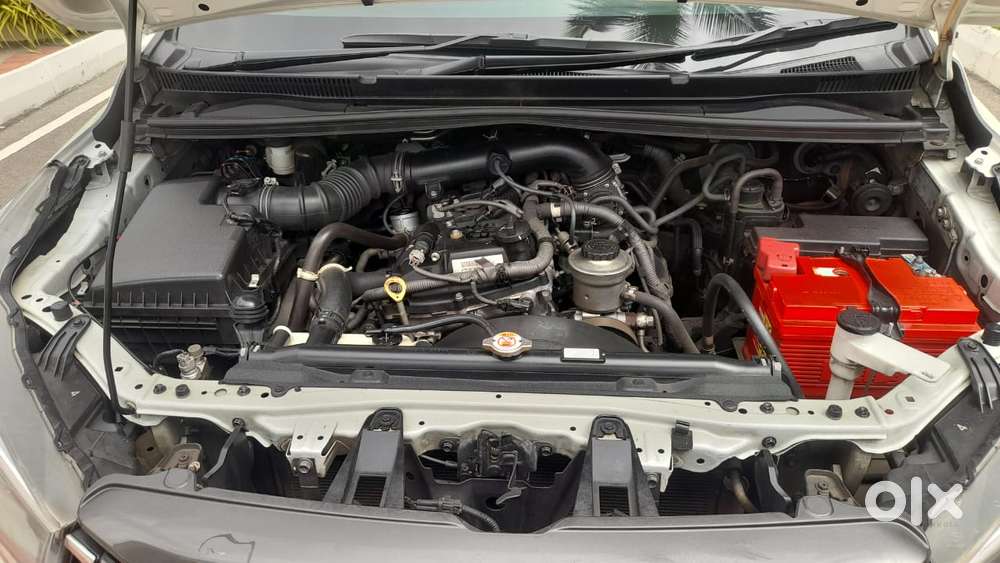 Toyota Innova Crysta 2.8 Zx At, 2022, Petrol