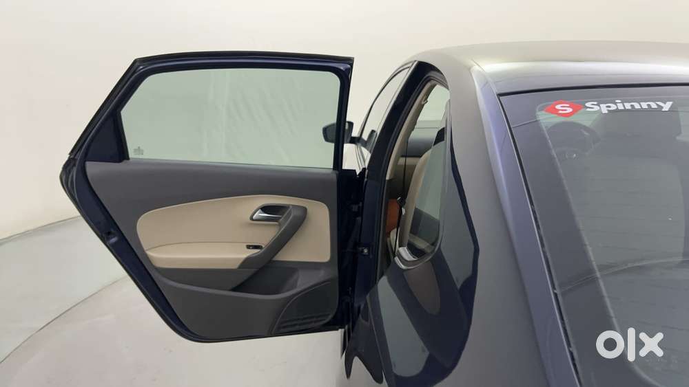 Volkswagen Vento 2010-2013 Petrol Highline, 2015, Petrol