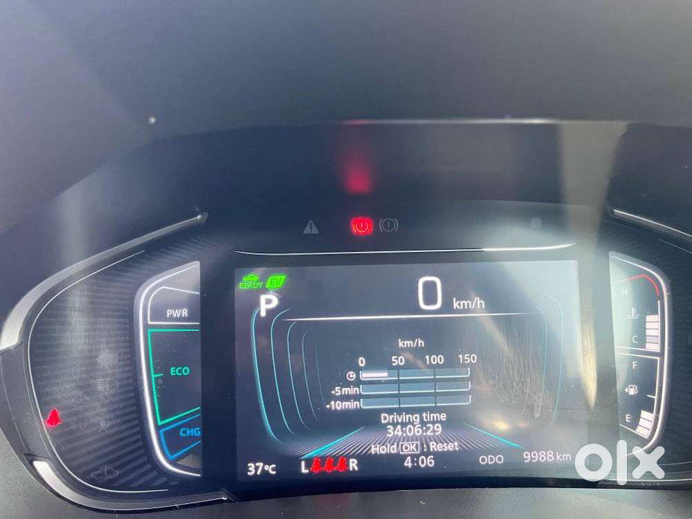 Maruti Suzuki Grand Vitara 1.5 Zeta Smart Hybrid At, 2025, Petrol