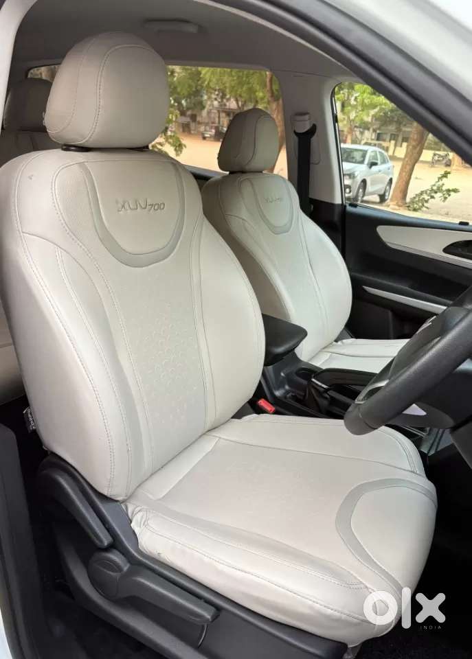 Mahindra Xuv700 2.0 Ax 5 Petrol At Str, 2022, Petrol