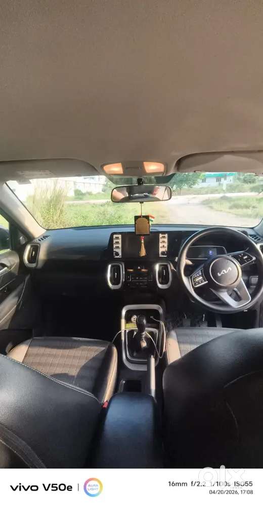 Showroom Maintenance