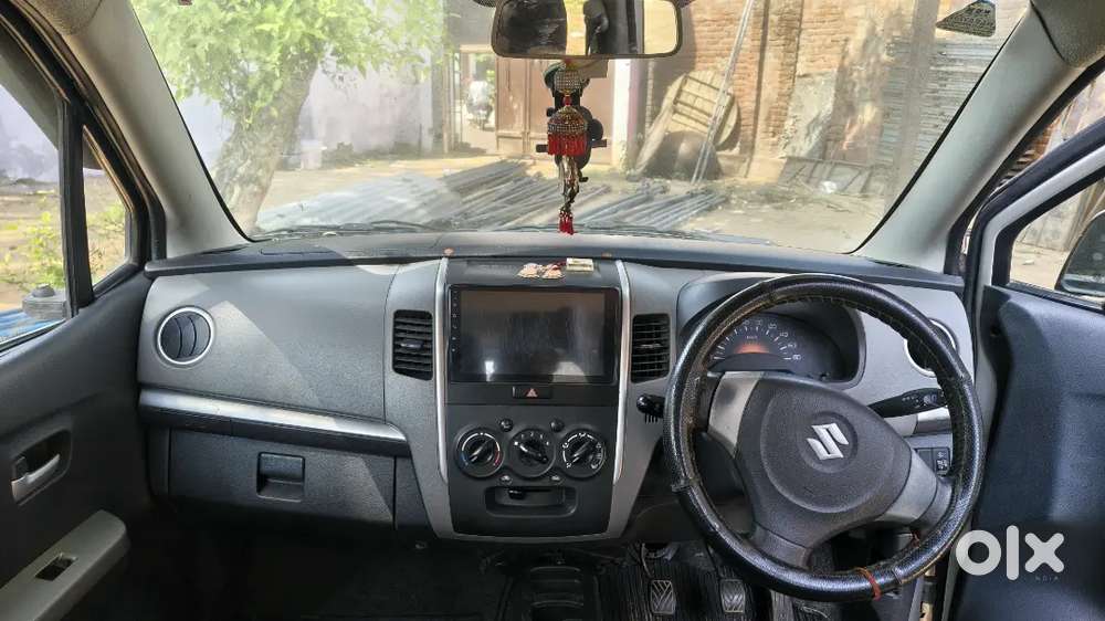 Maruti Suzuki Wagon R Lxi 2011 December Model