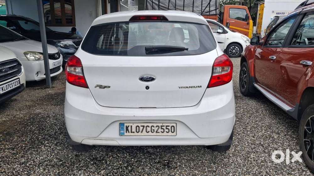 Ford Figo Petrol Titanium, 2016, Petrol