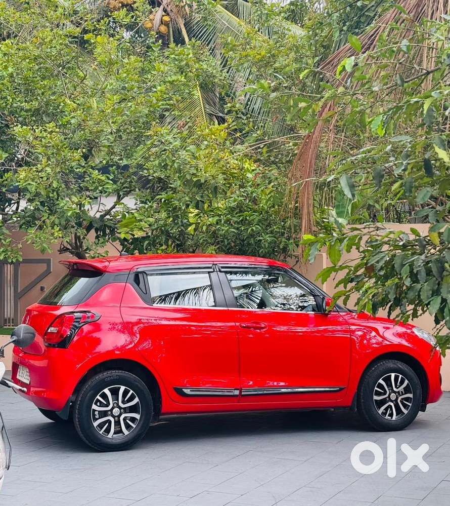 Maruti Suzuki Swift 2022 Petrol 35000 Km Driven