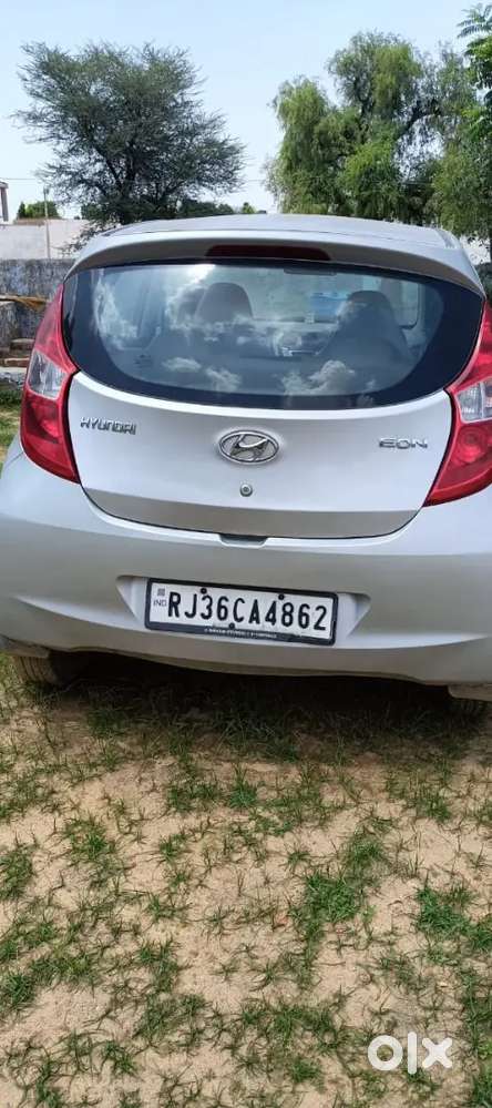 Hyundai Eon Magna + 2015 Petrol Manual