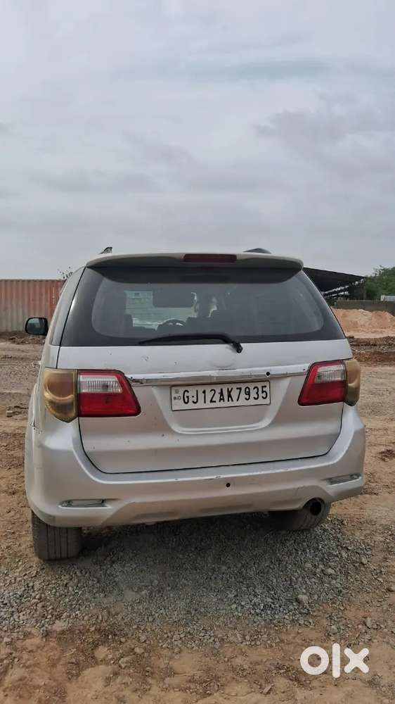 Toyota Fortuner Diesel Manual 2012