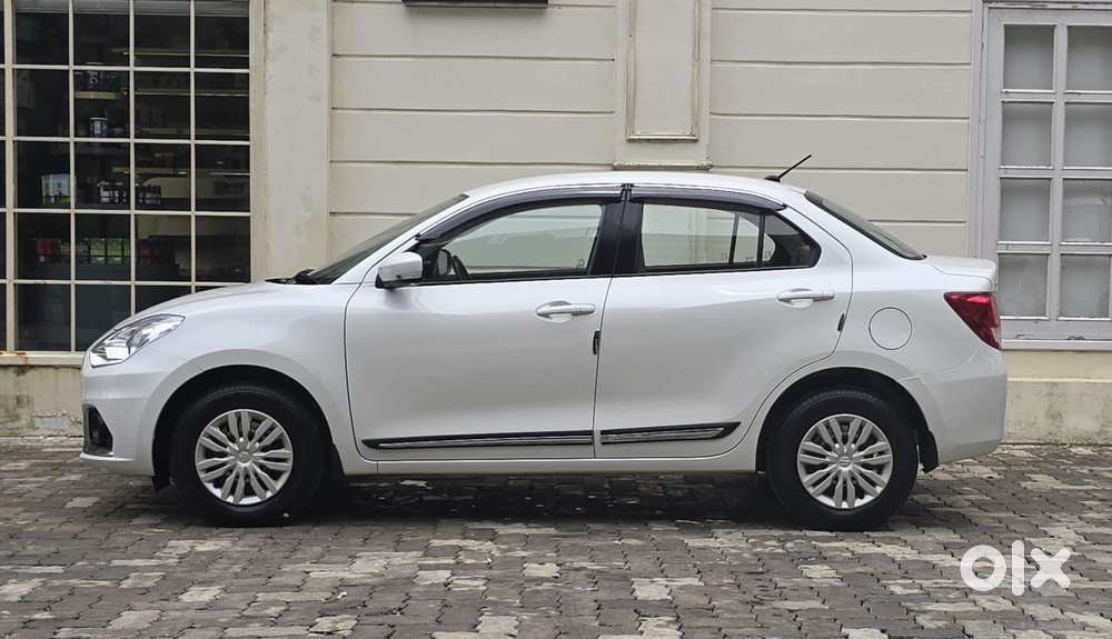 Maruti Suzuki Swift Dzire, 2021, Petrol